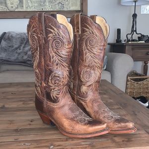 Brown Justin Cowboy Boots